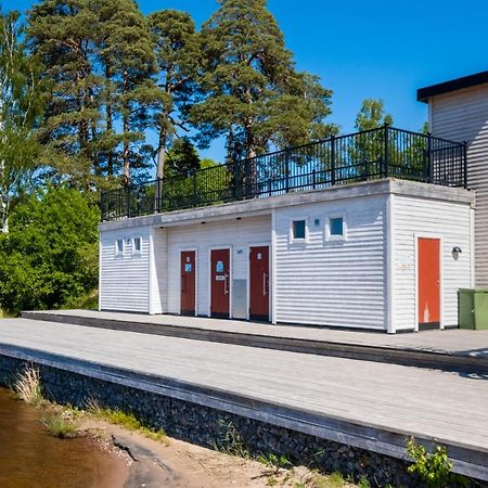 Krongarden Vandrarhem Kristinehamn Exterior foto