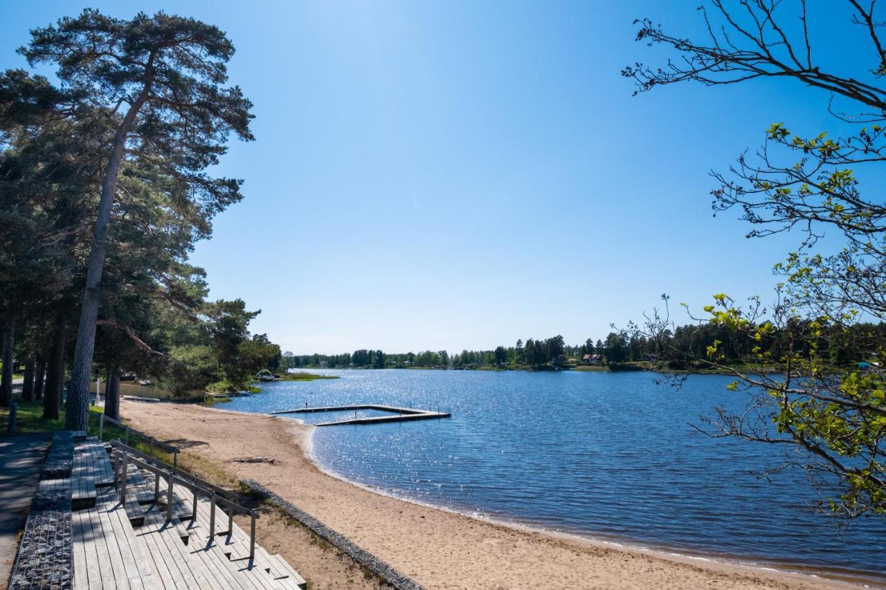 Krongarden Vandrarhem Kristinehamn Exterior foto